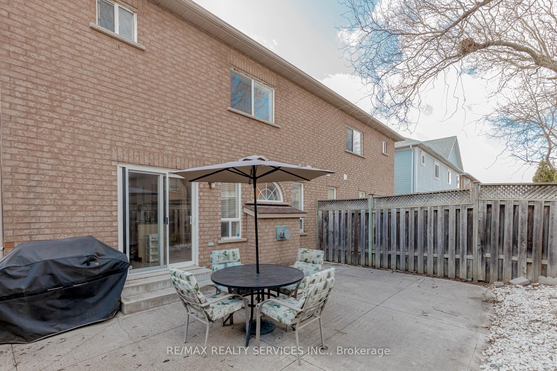 Photo 42 of 66 Viceroy Crescent, Brampton, Northwest Sandalwood Parkway — HOMEH