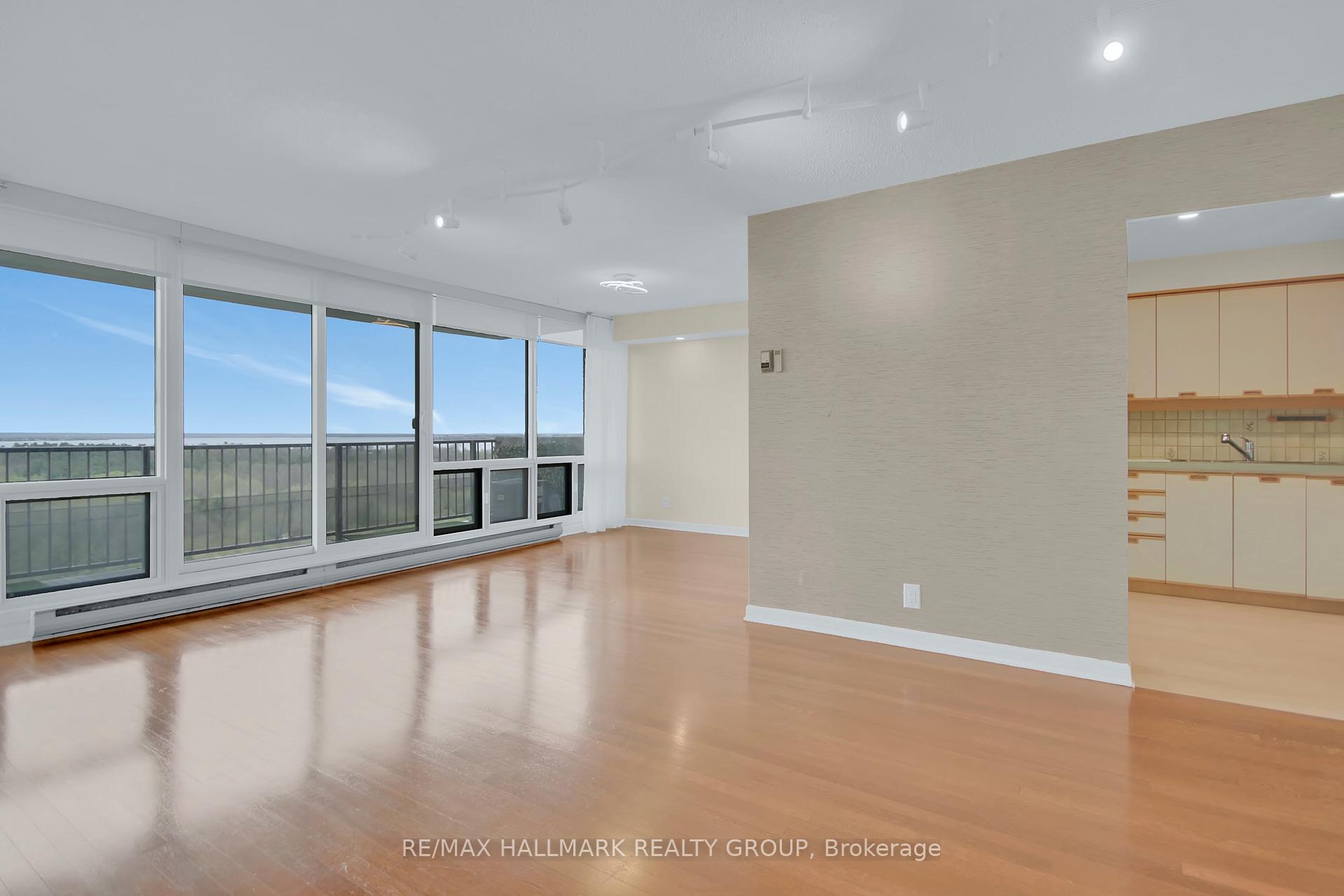 Photo 8 of Unit 1403, 1195 Richmond Road, Ottawa, Woodroffe — HOMEH