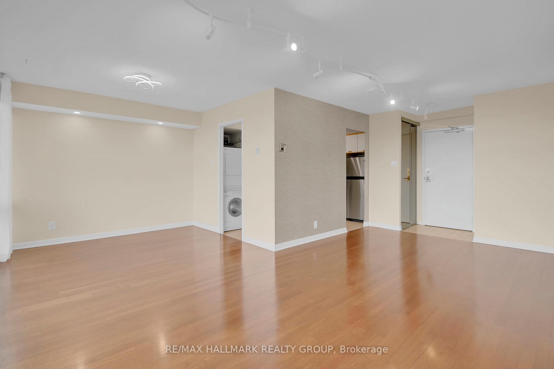 Photo 13 of Unit 1403, 1195 Richmond Road, Ottawa, Woodroffe — HOMEH