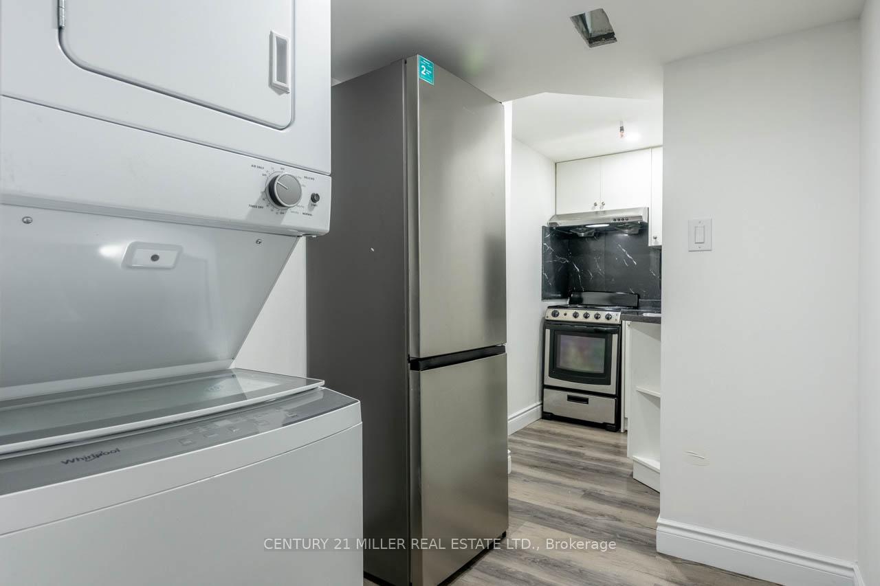 Photo 13 of 81 New Pines Trail, Brampton, Heart Lake East — HOMEH