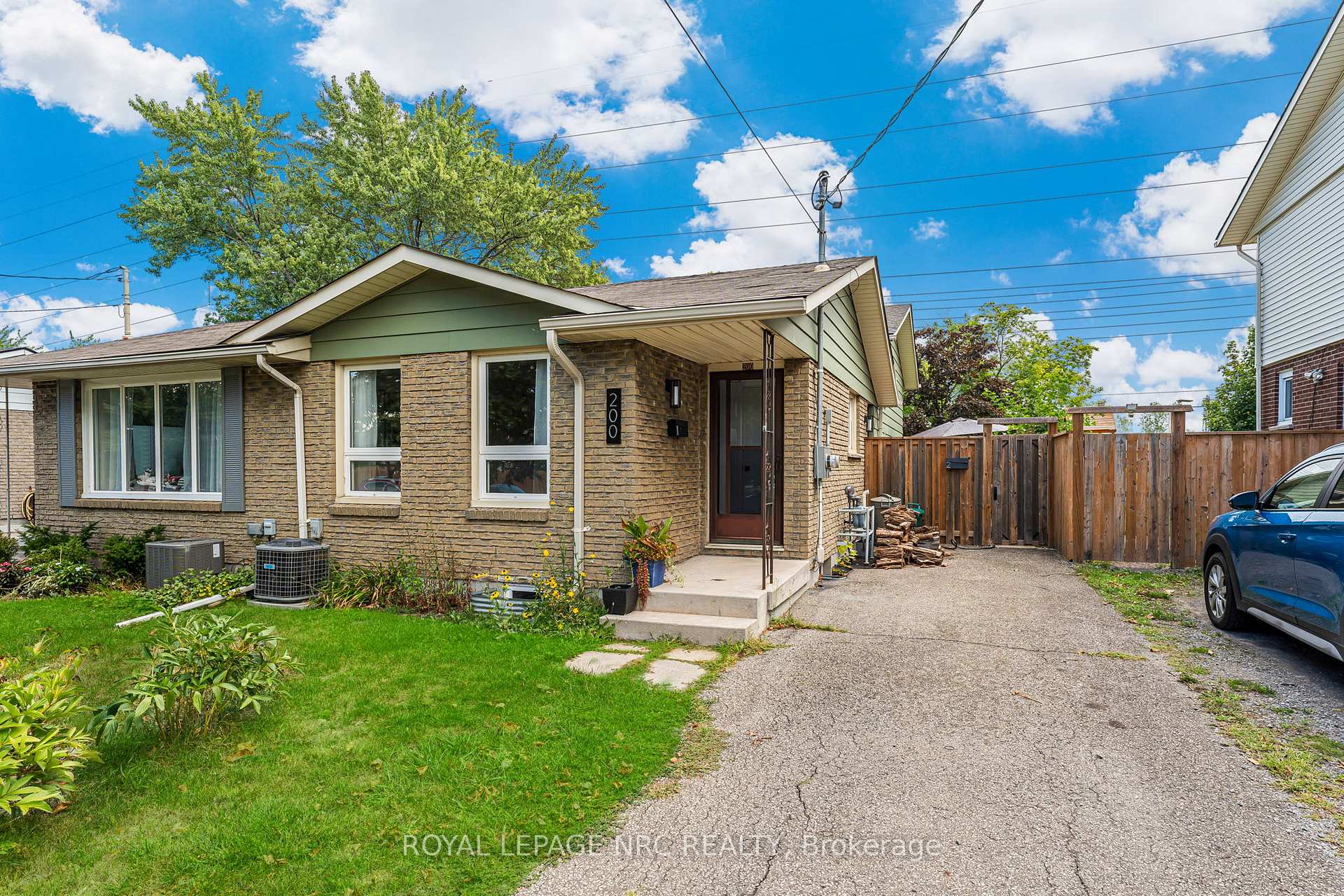 Photo 1 of 200 St Augustine Drive, St. Catharines, Secord Woods — HOMEH