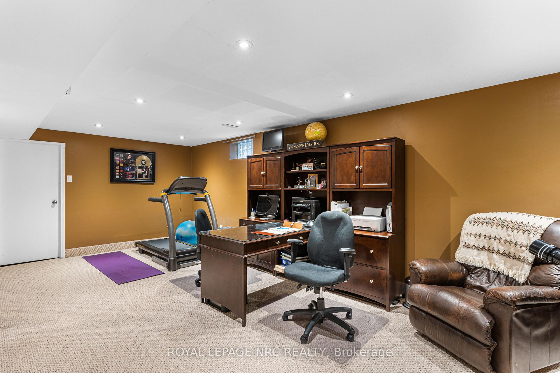 Photo 15 of 40 Dolman Street, Hamilton, Stoney Creek Mountain — HOMEH