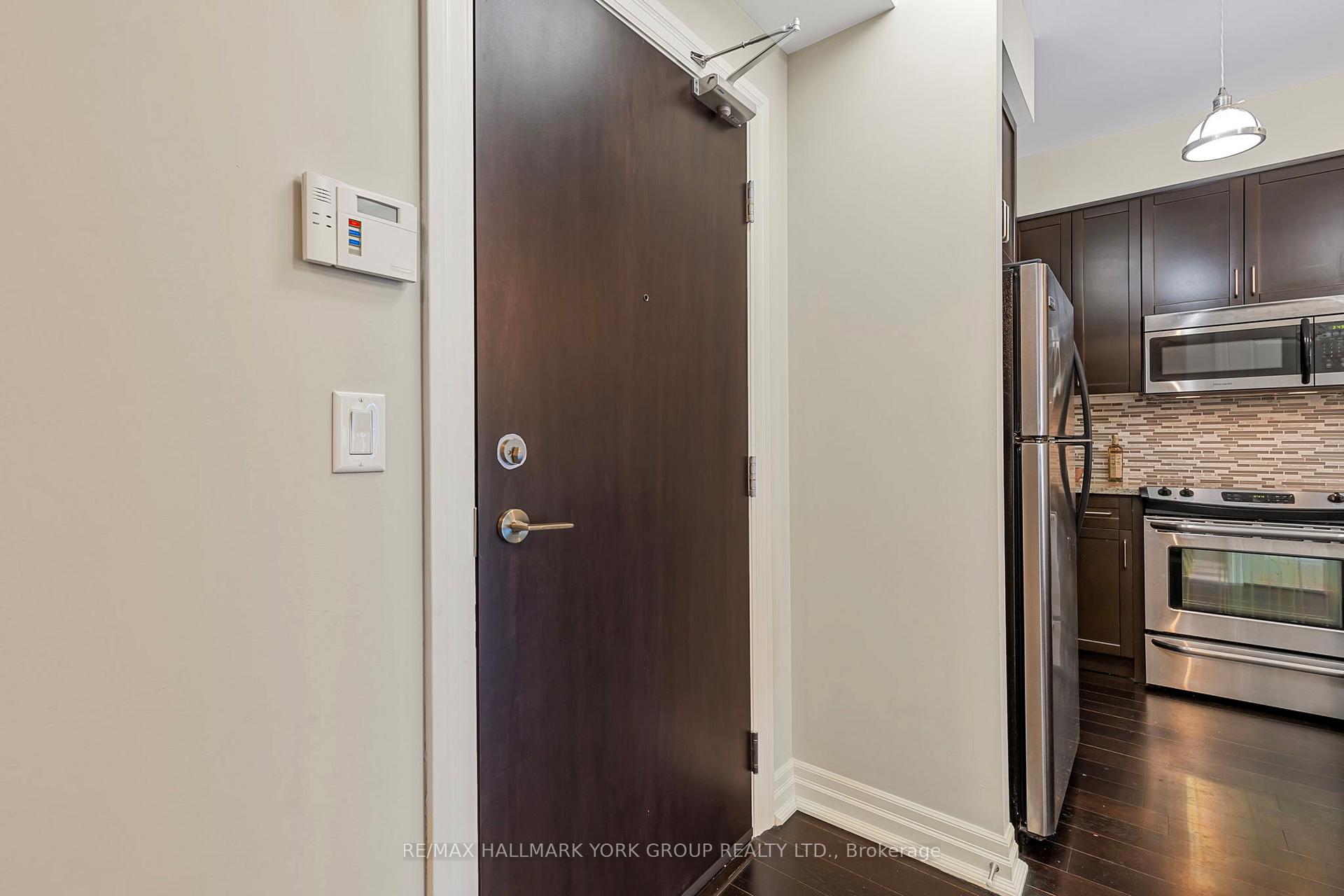 Photo 9 of Unit 320, 180 John West Way, Aurora, Bayview Wellington — HOMEH