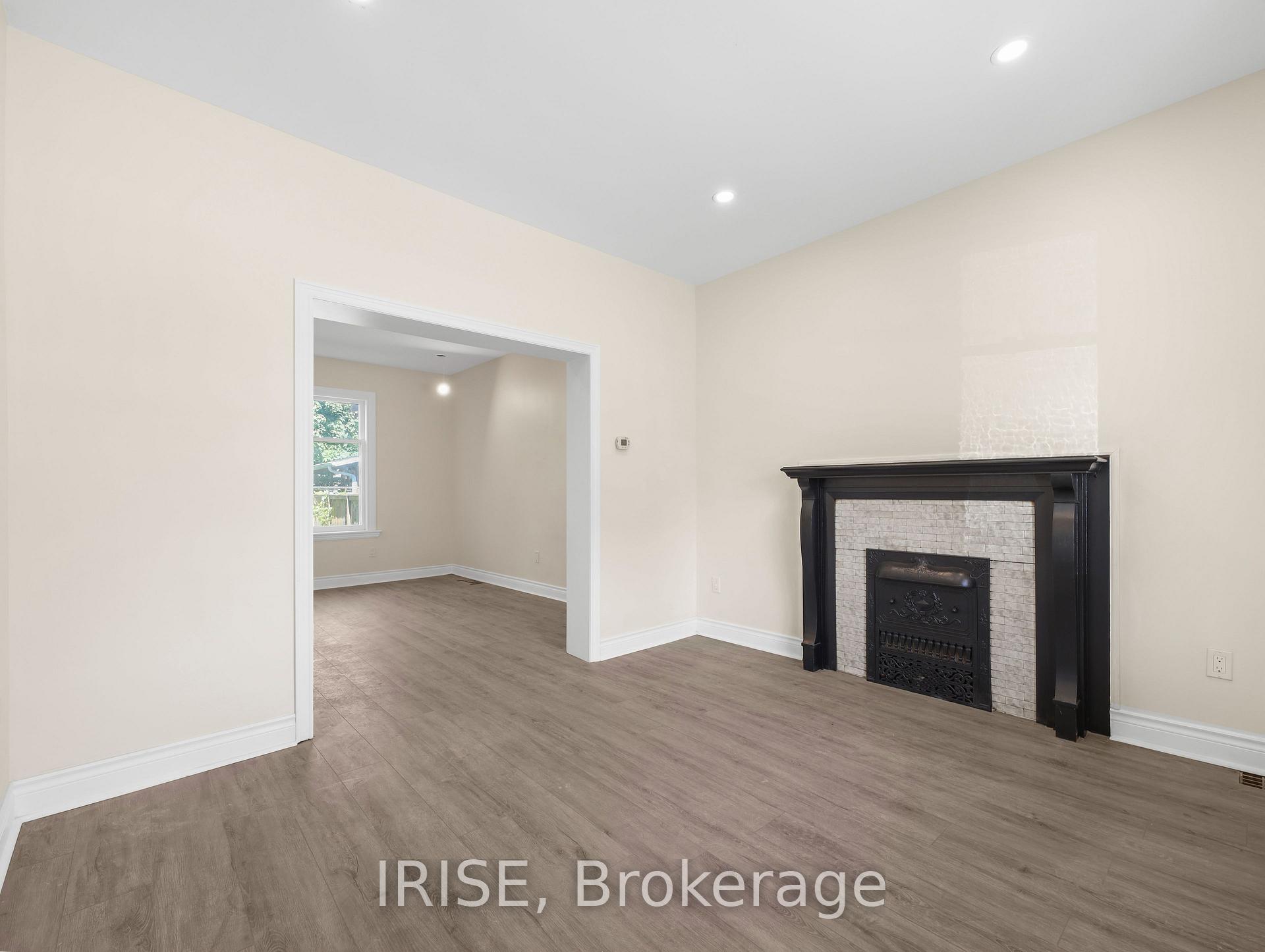 Photo 8 of 25 Lottridge Street S, Hamilton, Stripley — HOMEH