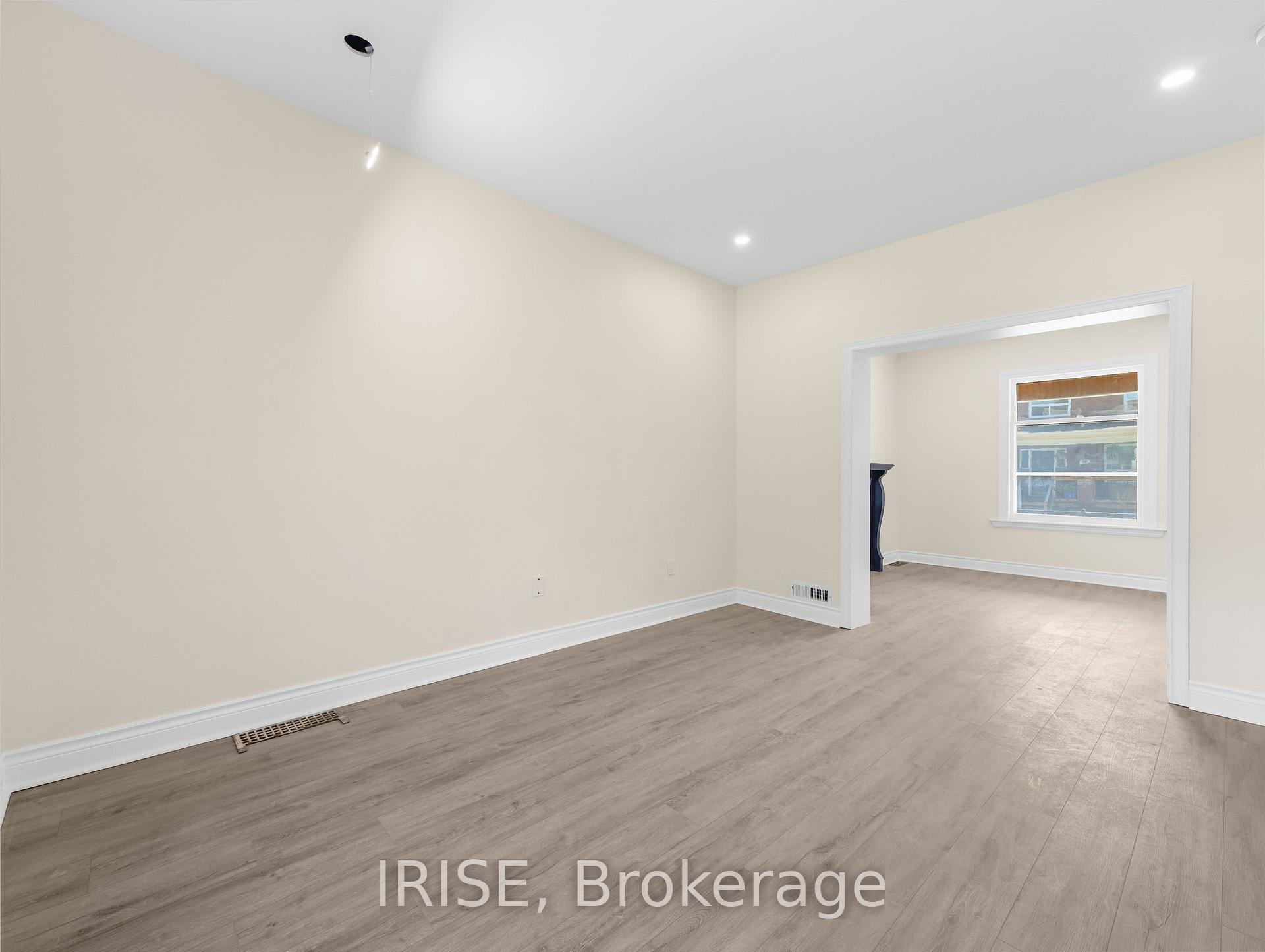 Photo 12 of 25 Lottridge Street S, Hamilton, Stripley — HOMEH