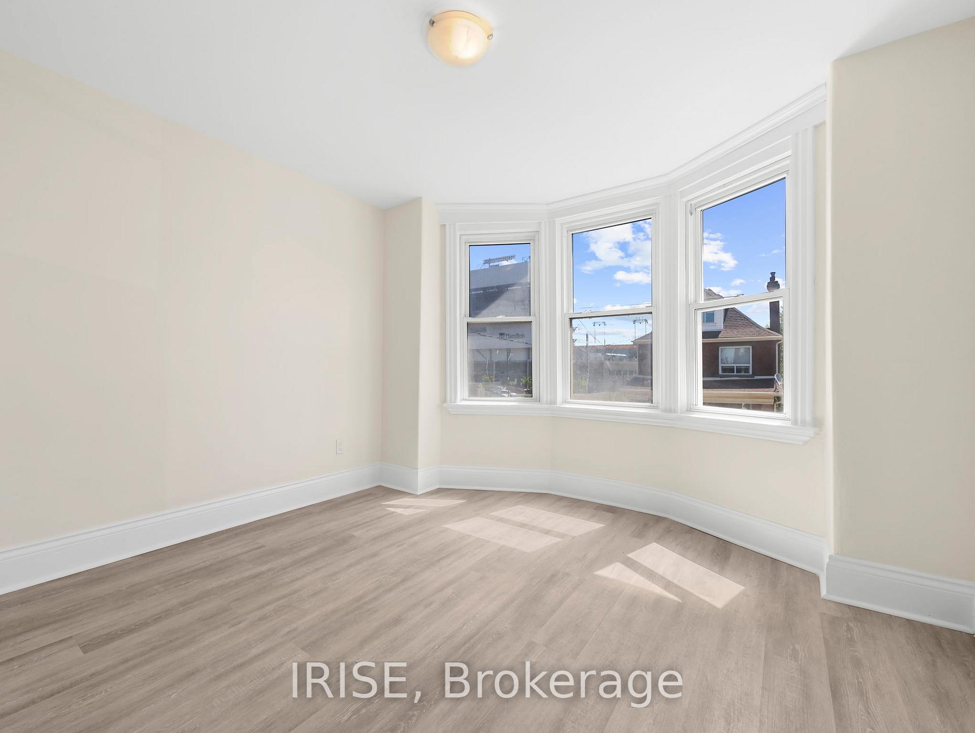 Photo 23 of 25 Lottridge Street S, Hamilton, Stripley — HOMEH