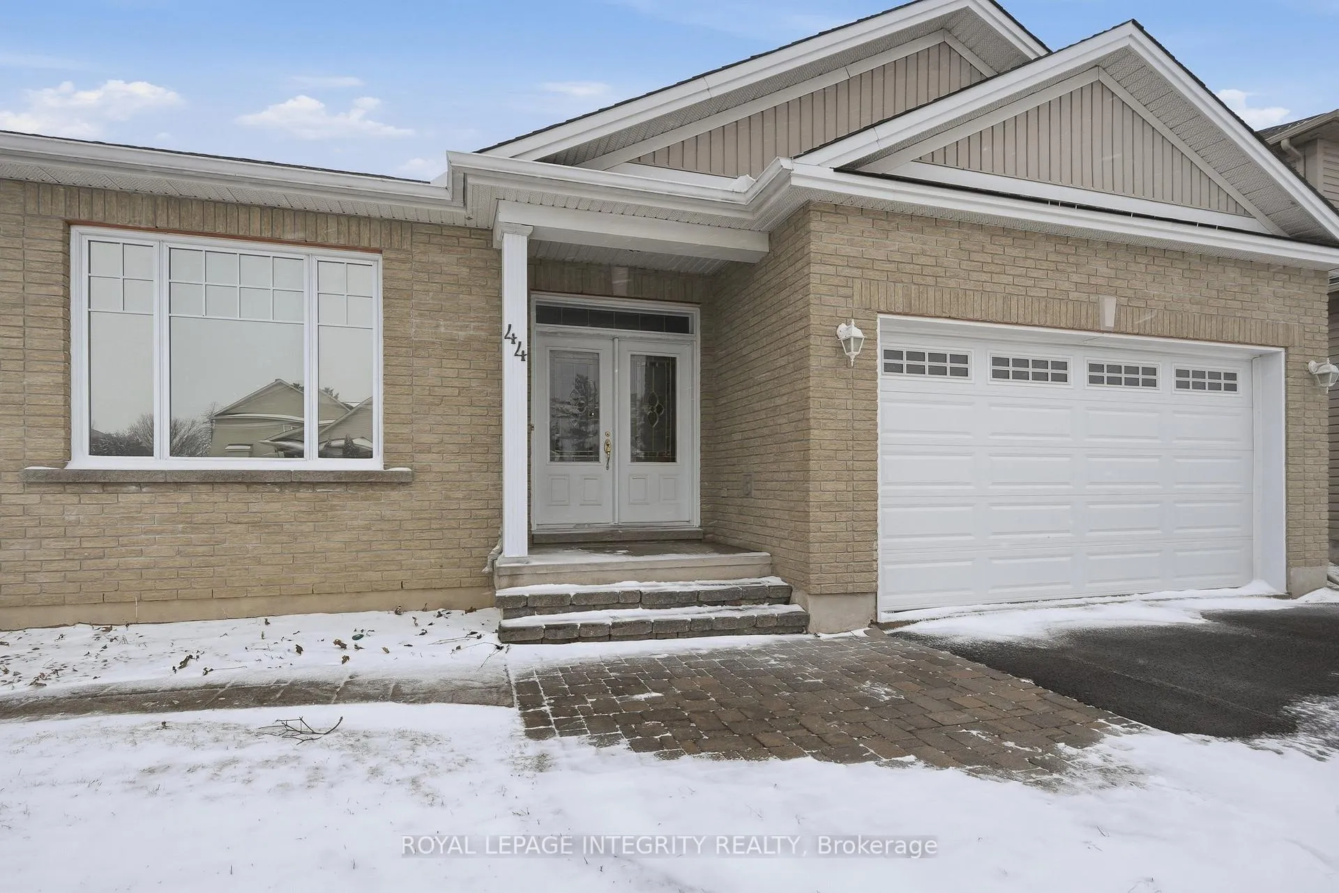 Photo 2 of 44 Harry Douglas Drive, Ottawa, Stittsville (Central) — HOMEH