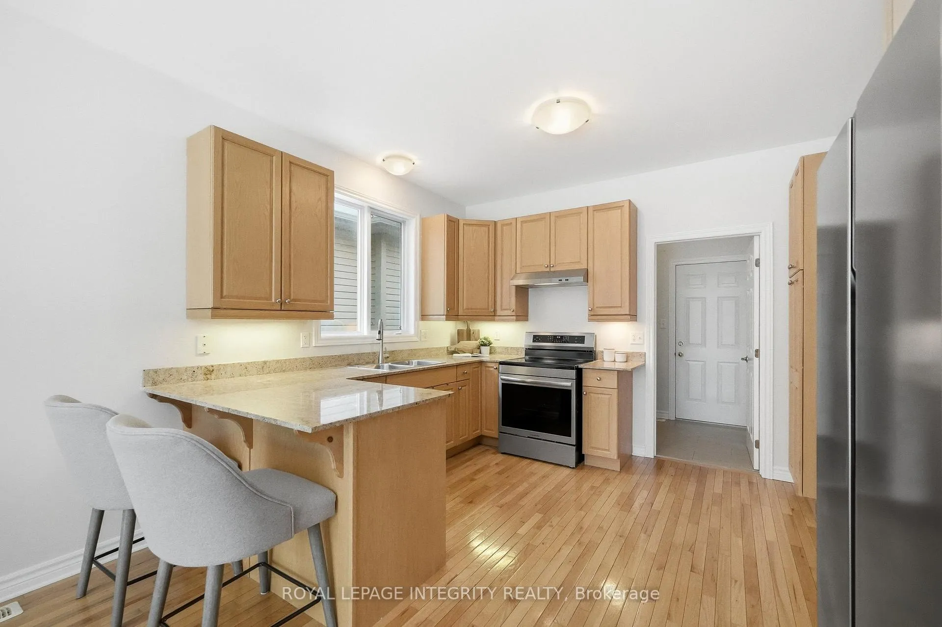 Photo 13 of 44 Harry Douglas Drive, Ottawa, Stittsville (Central) — HOMEH