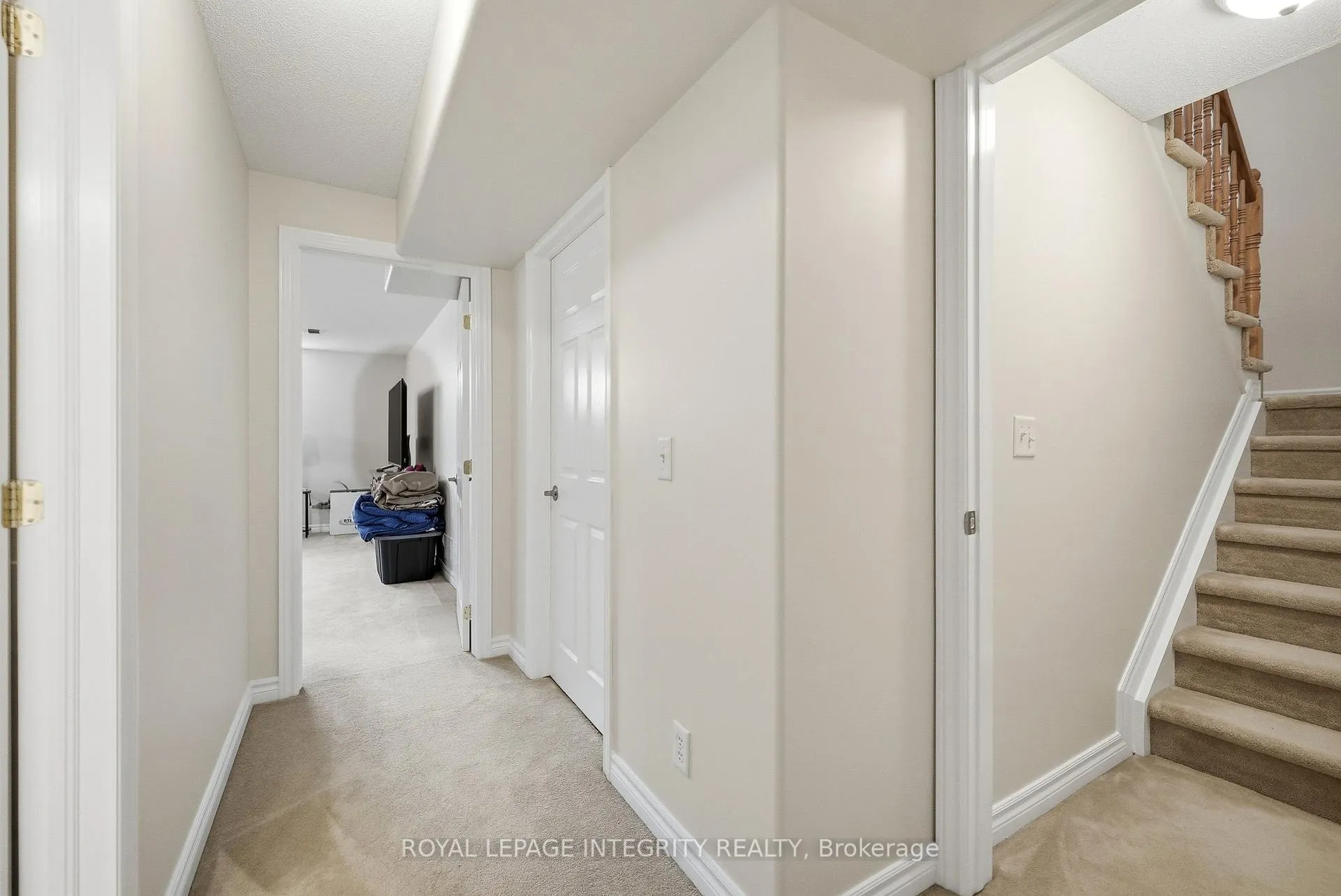 Photo 26 of 44 Harry Douglas Drive, Ottawa, Stittsville (Central) — HOMEH