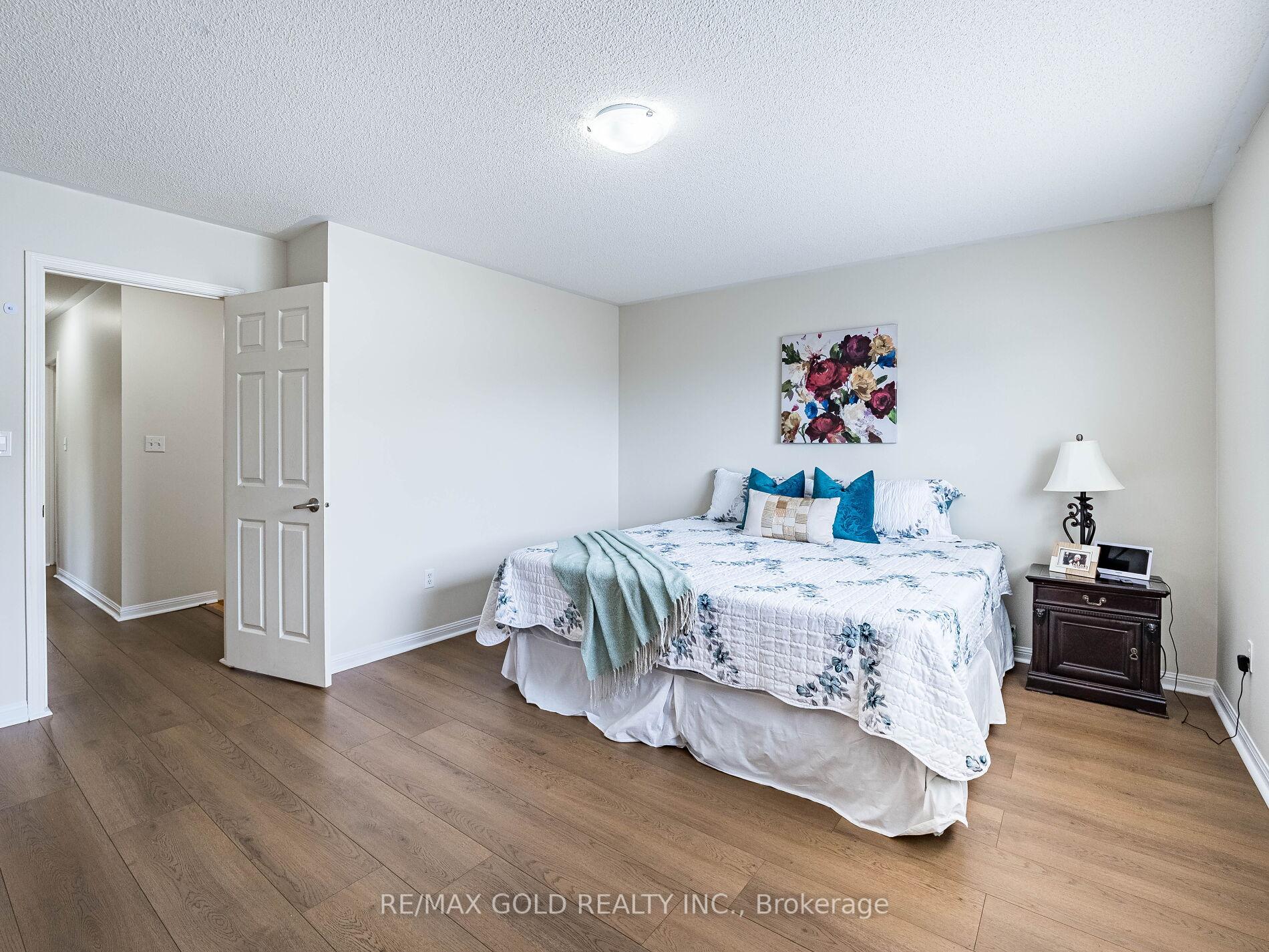 Photo 18 of 18 Jessop Drive, Brampton, Fletcher's Meadow — HOMEH