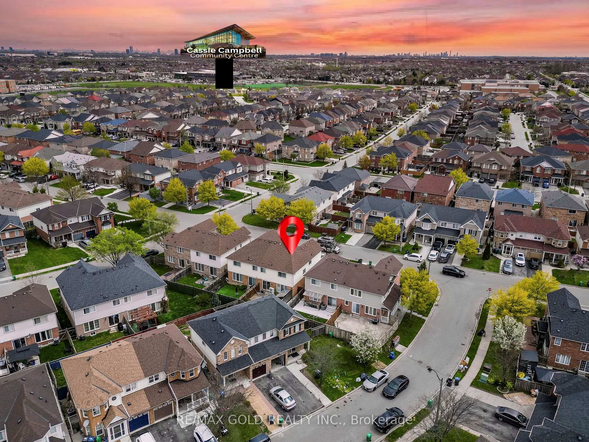 Photo 36 of 18 Jessop Drive, Brampton, Fletcher's Meadow — HOMEH