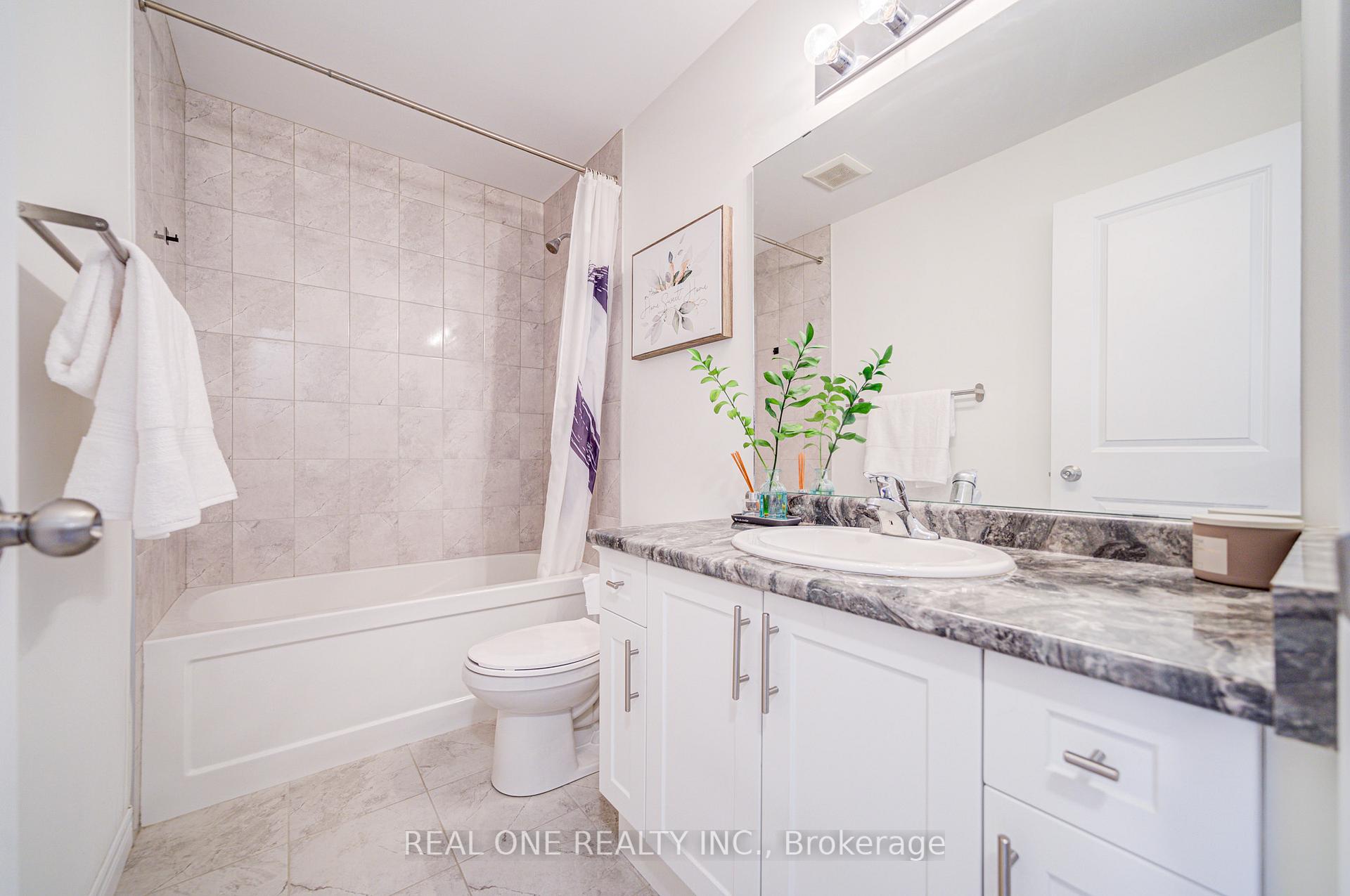 Photo 34 of 31 Garlent Avenue, Hamilton, Meadowlands — HOMEH