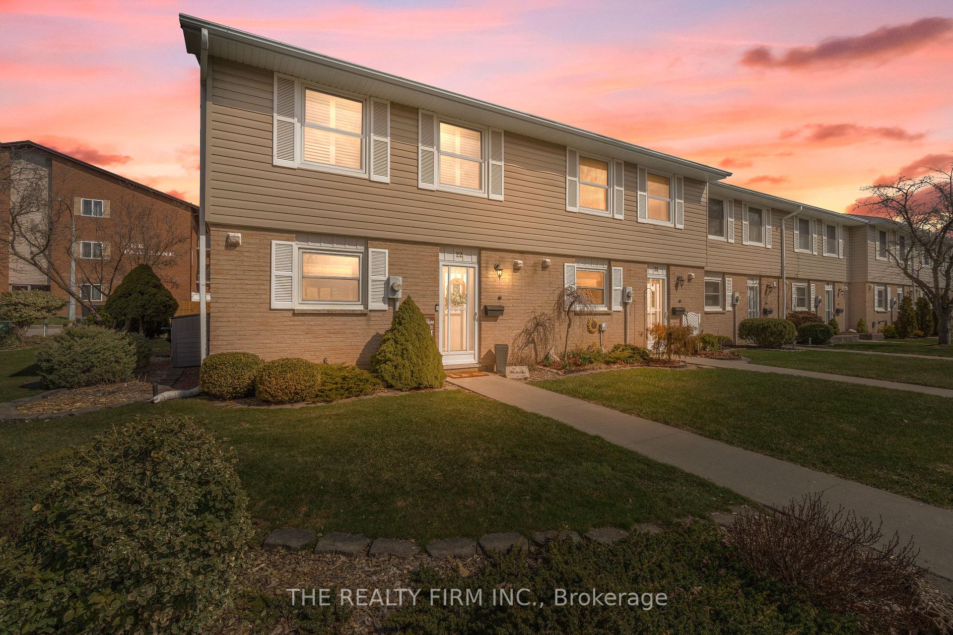 Photo 2 of Unit 22, 150 Concession Street E, Tillsonburg — HOMEH