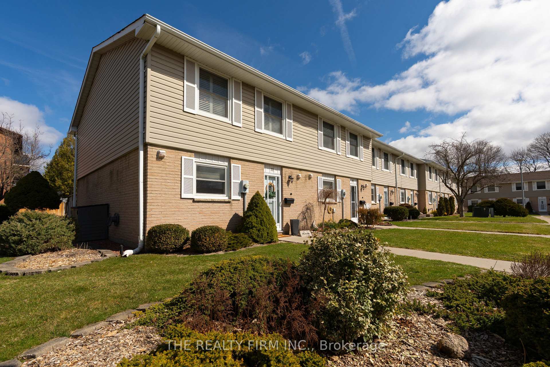Photo 47 of Unit 22, 150 Concession Street E, Tillsonburg — HOMEH