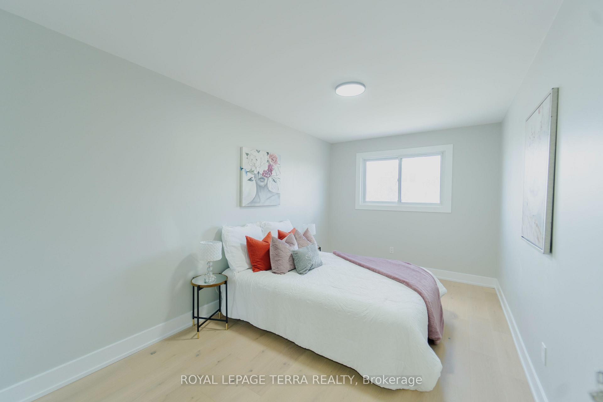Photo 39 of 20 Histon Crescent, Brampton, Madoc — HOMEH