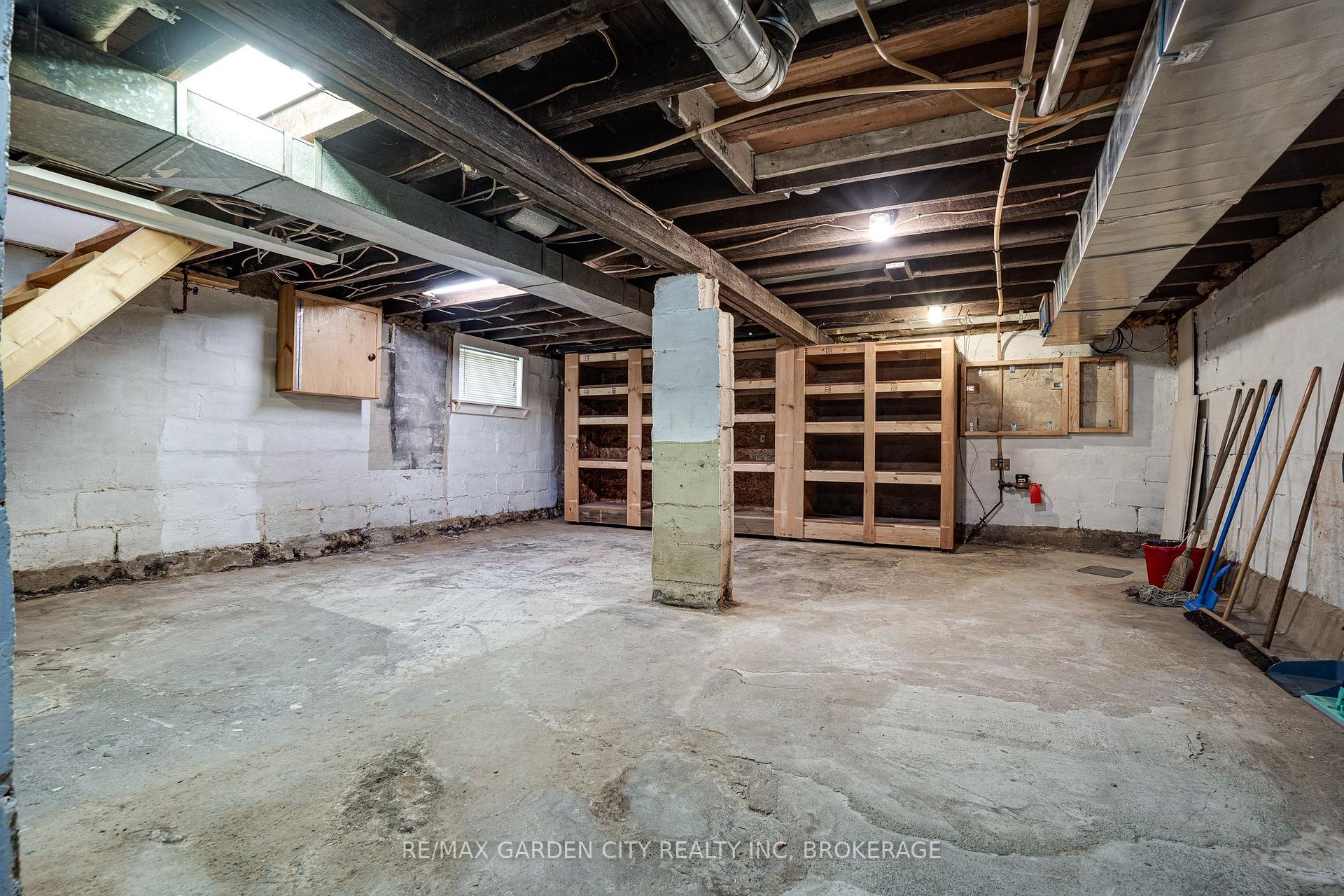 Photo 13 of 175 Mcanulty Boulevard, Hamilton, Industrial Sector — HOMEH