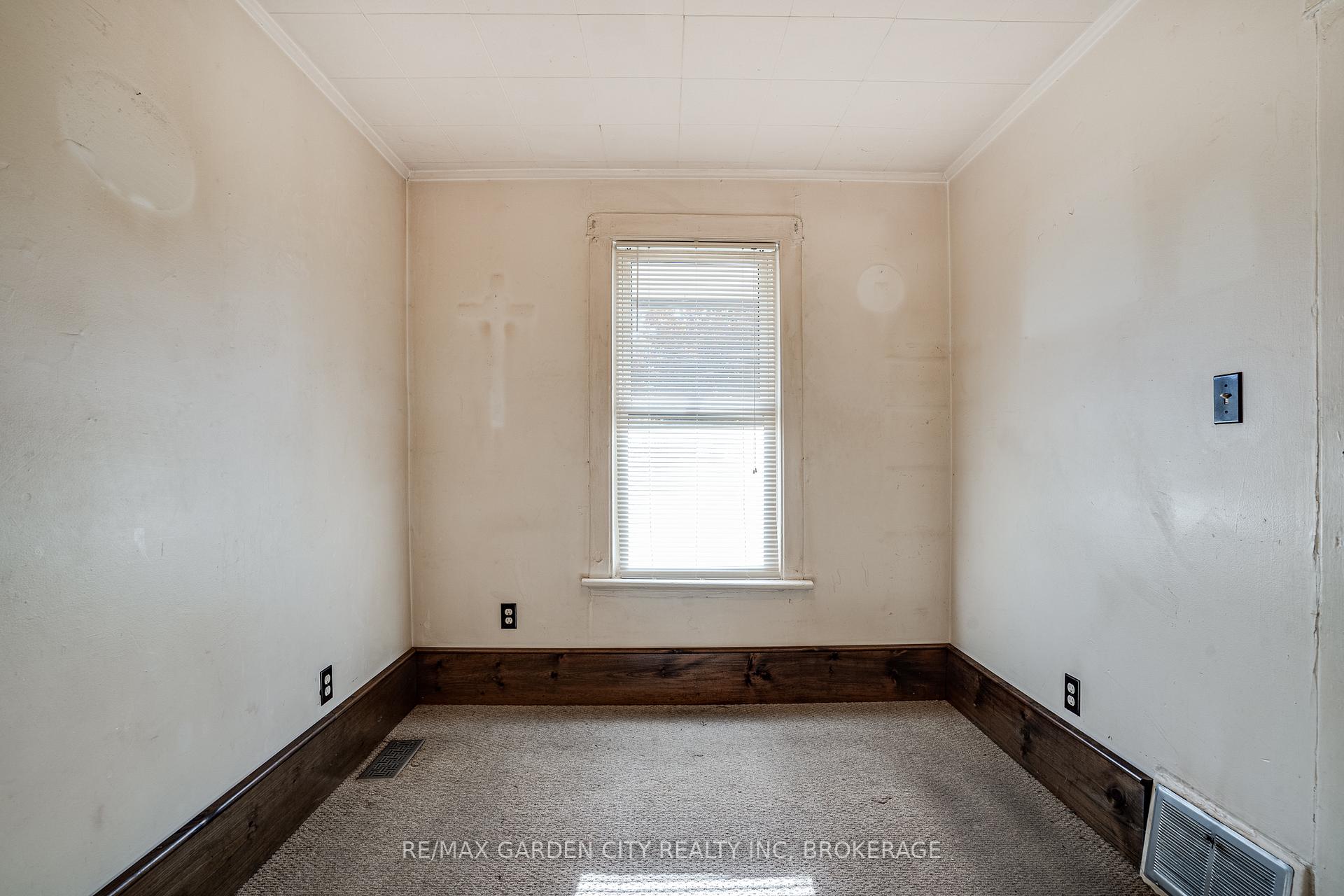 Photo 19 of 175 Mcanulty Boulevard, Hamilton, Industrial Sector — HOMEH