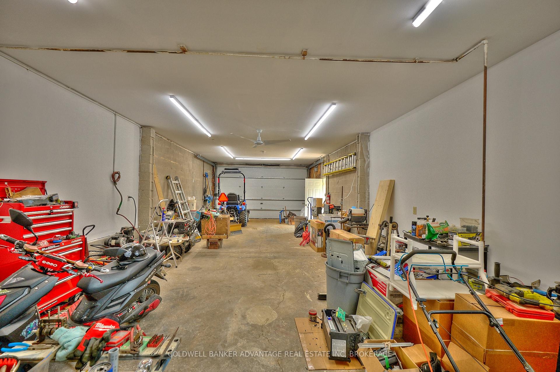 Photo 13 of 323 Niagara Street, St. Catharines, Carlton/Bunting — HOMEH