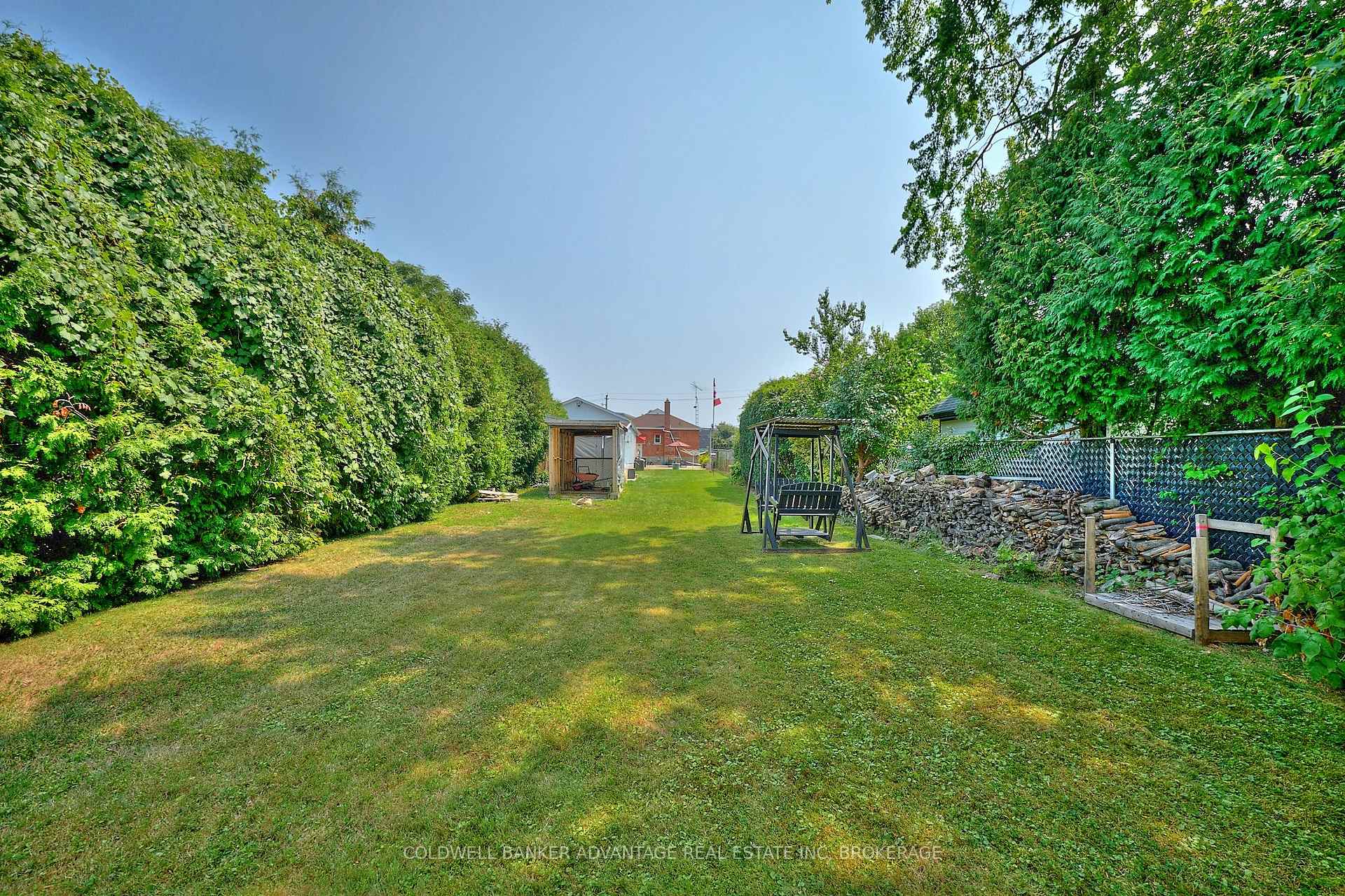 Photo 16 of 323 Niagara Street, St. Catharines, Carlton/Bunting — HOMEH