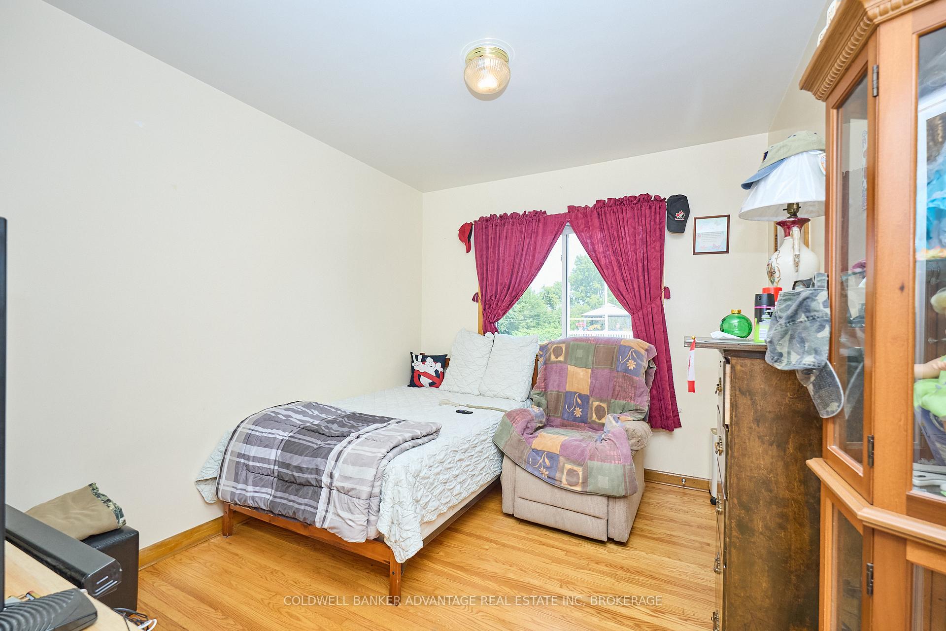 Photo 27 of 323 Niagara Street, St. Catharines, Carlton/Bunting — HOMEH