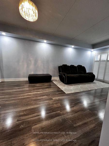 Photo 6 of Unit 201, 7428 Markham Road, Markham, Middlefield — HOMEH