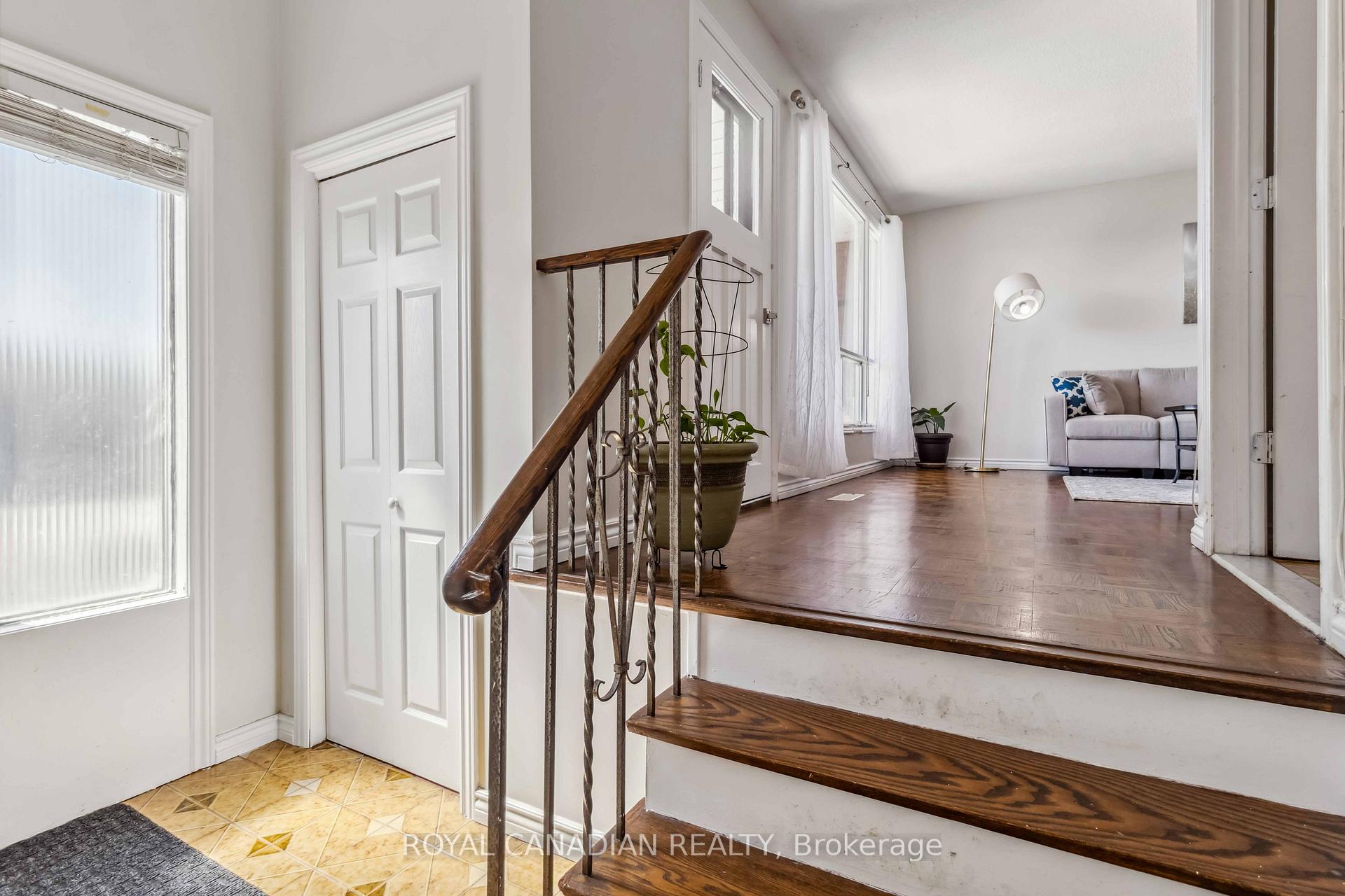 Photo 2 of 37 Jellicoe Crescent, Brampton, Northgate — HOMEH