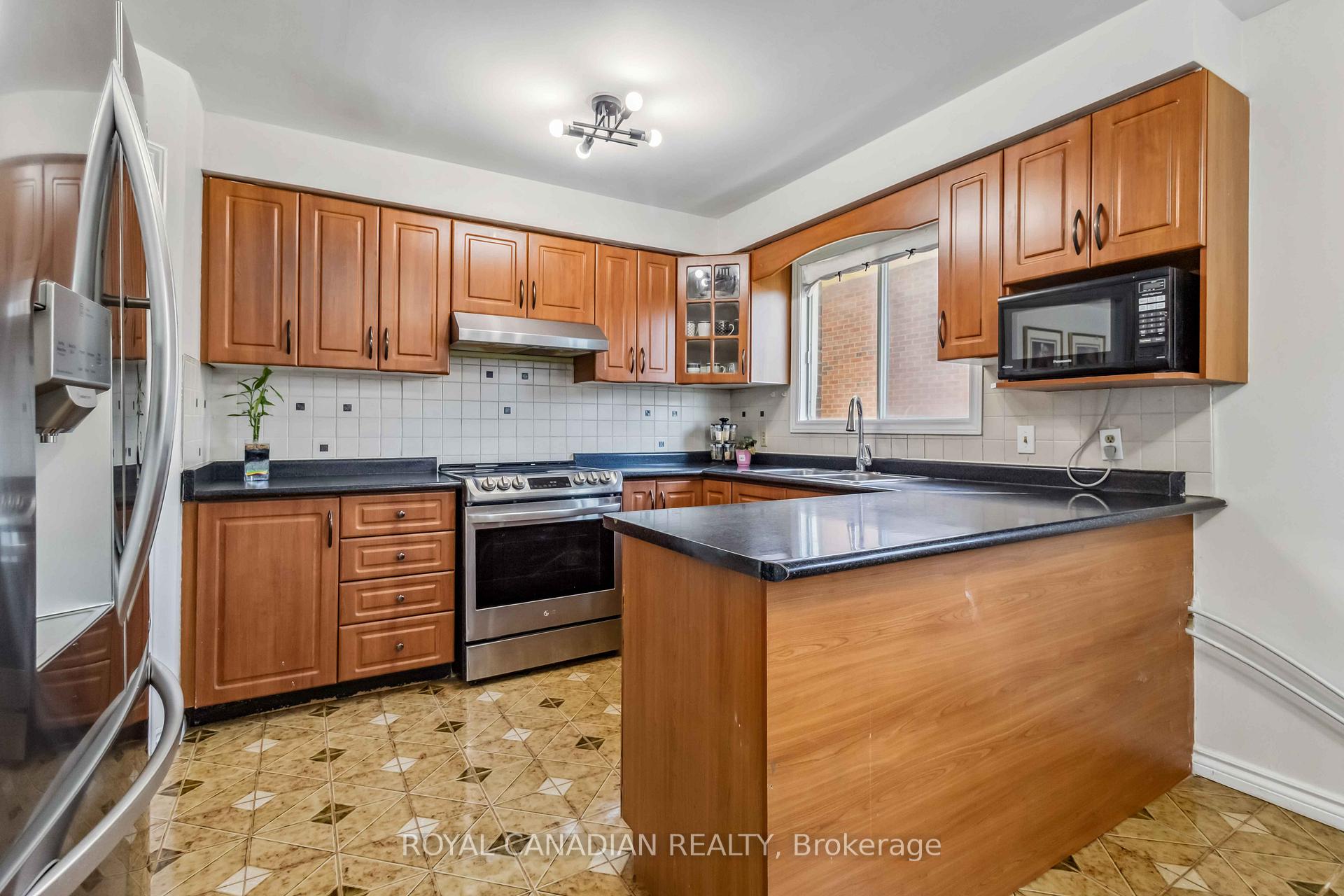 Photo 21 of 37 Jellicoe Crescent, Brampton, Northgate — HOMEH