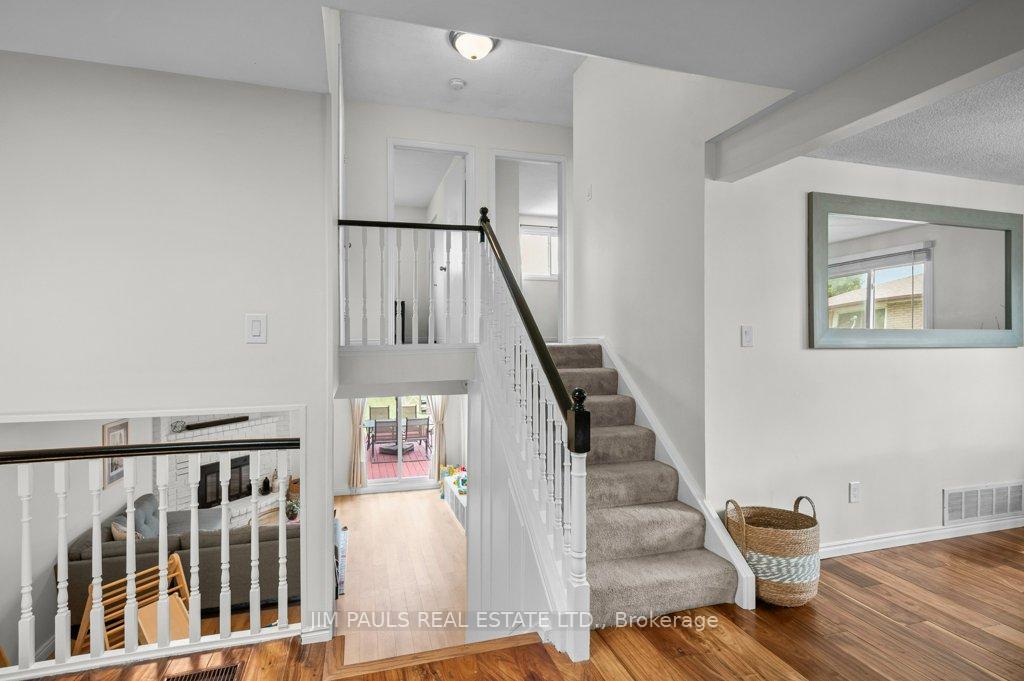 Photo 63 of 104 Golfwood Drive, Hamilton, Gurnett — HOMEH