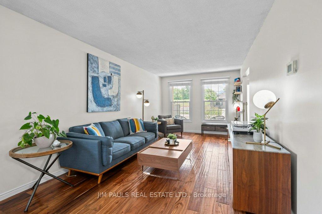 Photo 29 of 104 Golfwood Drive, Hamilton, Gurnett — HOMEH