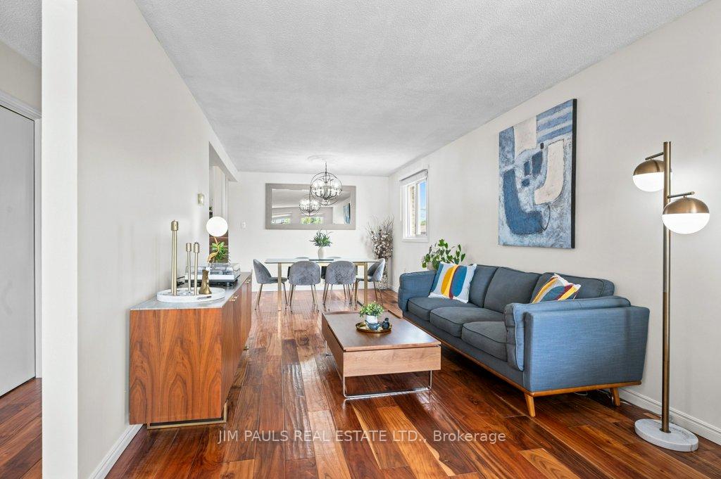 Photo 31 of 104 Golfwood Drive, Hamilton, Gurnett — HOMEH