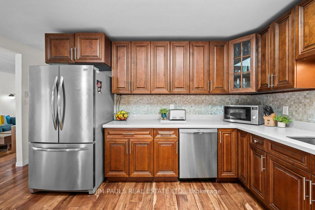 Photo 40 of 104 Golfwood Drive, Hamilton, Gurnett — HOMEH