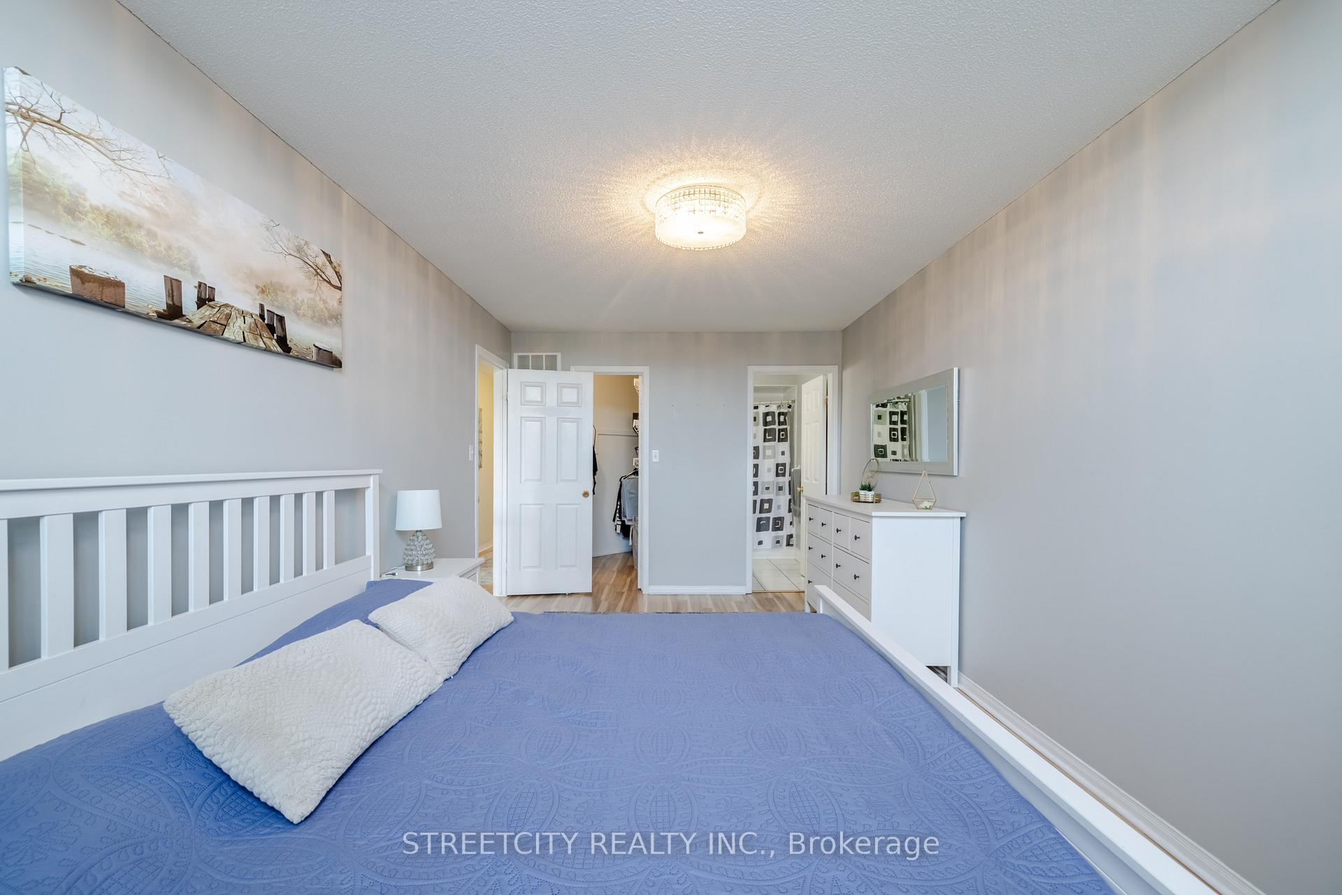 Photo 16 of 1315 Limeridge Road E, Hamilton, Lisgar — HOMEH