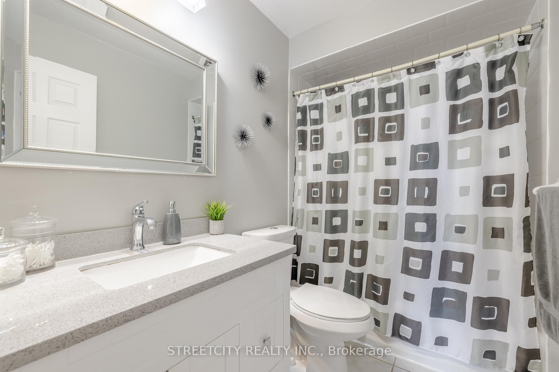 Photo 18 of 1315 Limeridge Road E, Hamilton, Lisgar — HOMEH