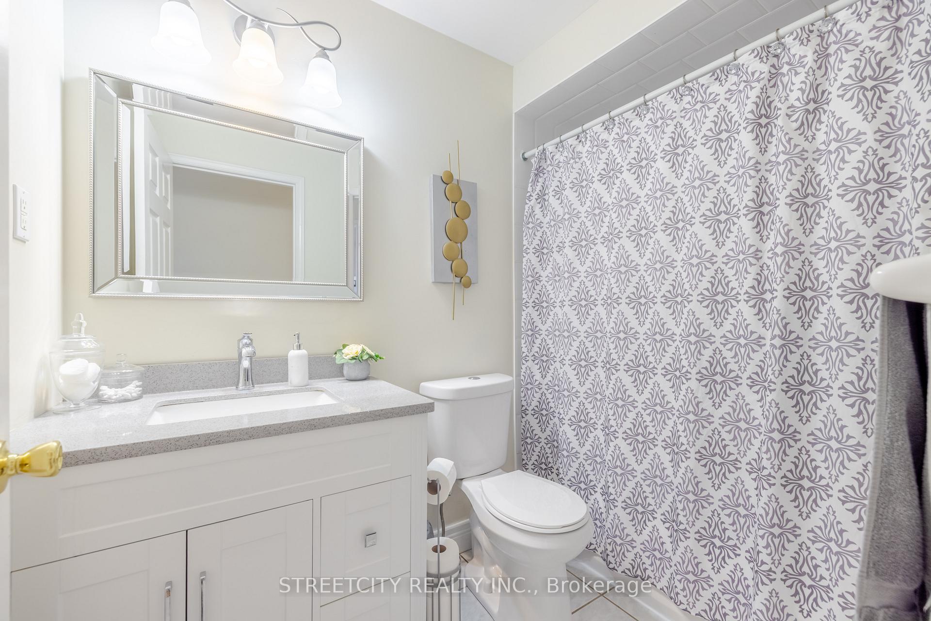 Photo 23 of 1315 Limeridge Road E, Hamilton, Lisgar — HOMEH