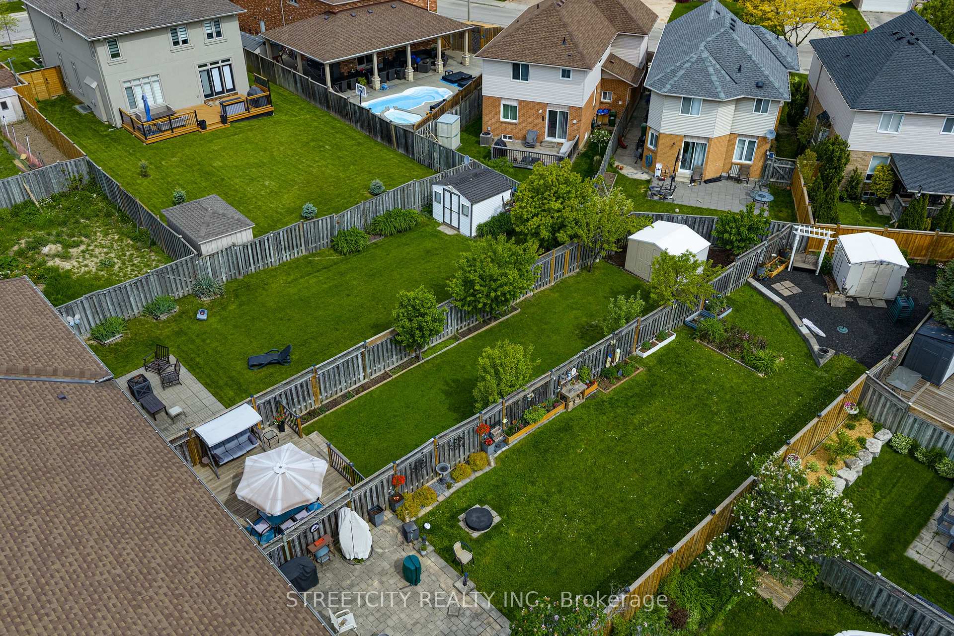 Photo 36 of 1315 Limeridge Road E, Hamilton, Lisgar — HOMEH