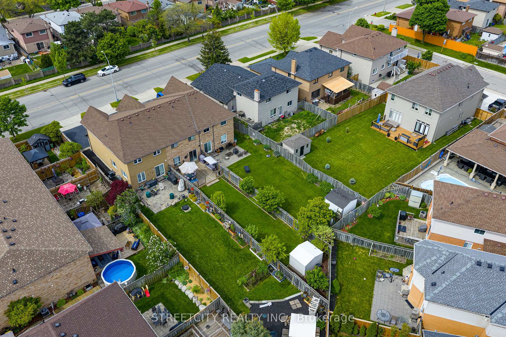 Photo 37 of 1315 Limeridge Road E, Hamilton, Lisgar — HOMEH