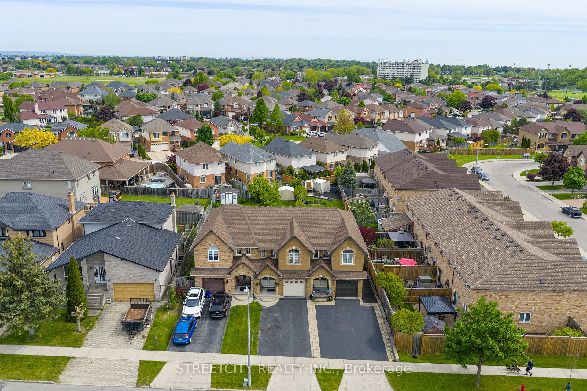 Photo 39 of 1315 Limeridge Road E, Hamilton, Lisgar — HOMEH