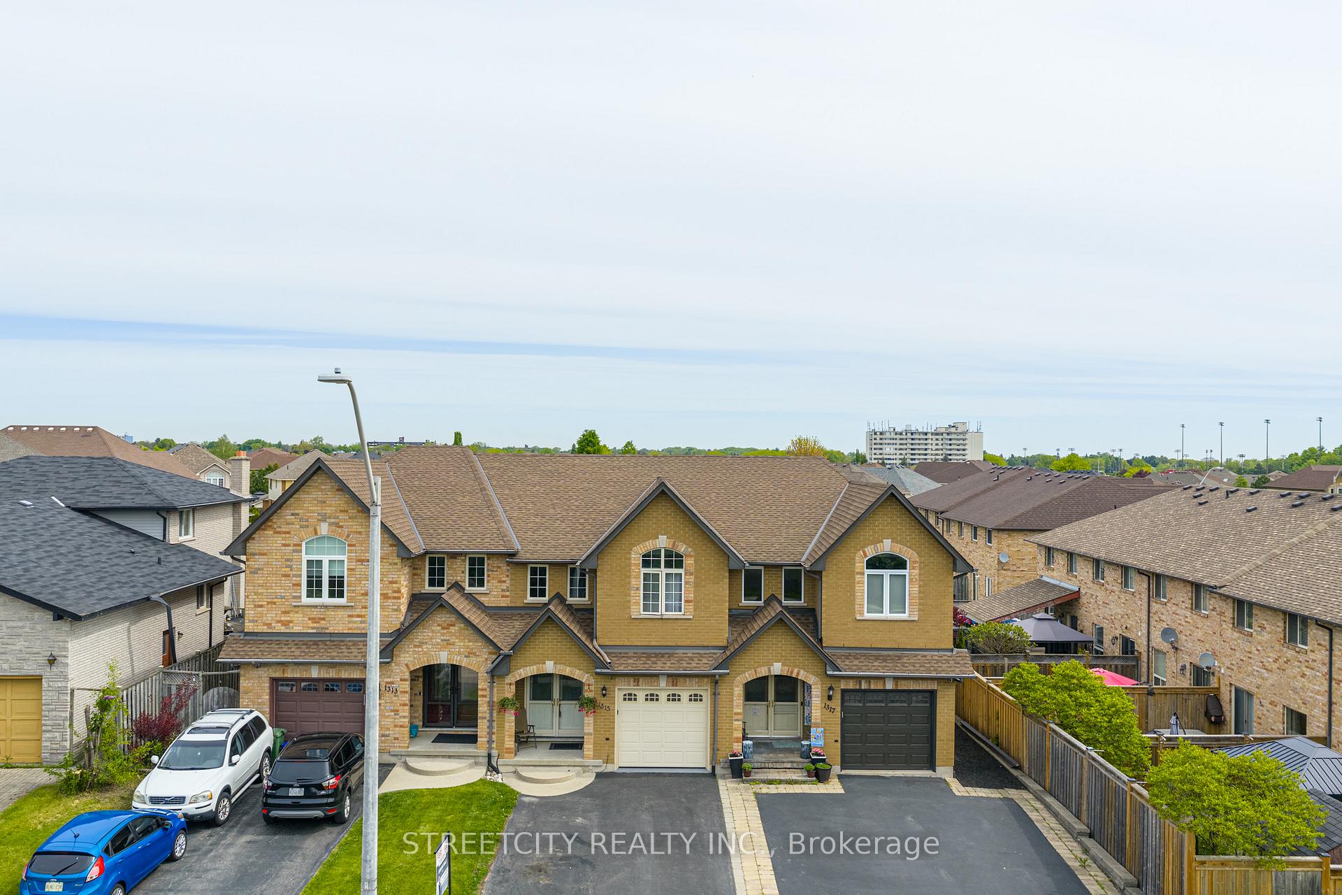 Photo 47 of 1315 Limeridge Road E, Hamilton, Lisgar — HOMEH