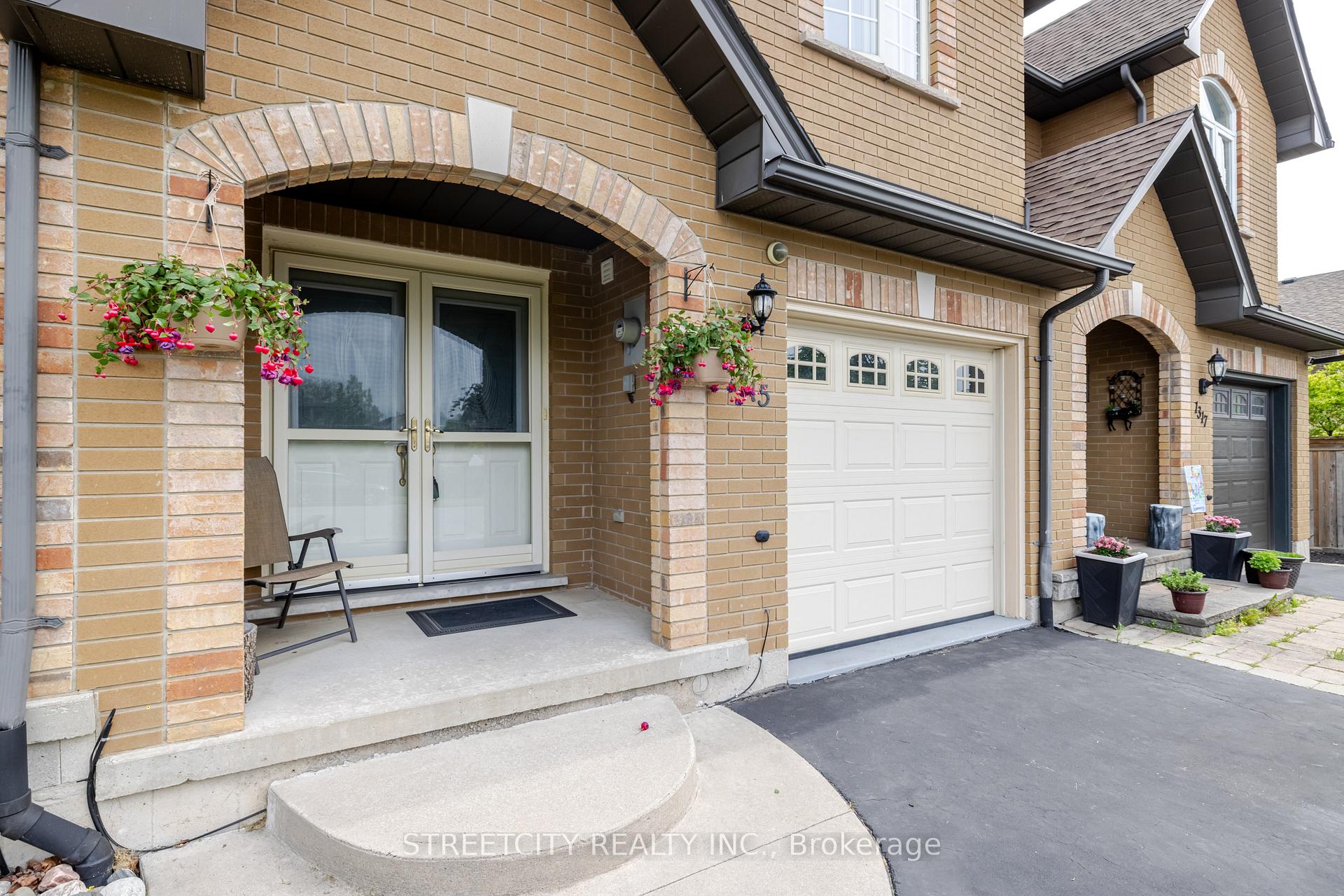 Photo 49 of 1315 Limeridge Road E, Hamilton, Lisgar — HOMEH