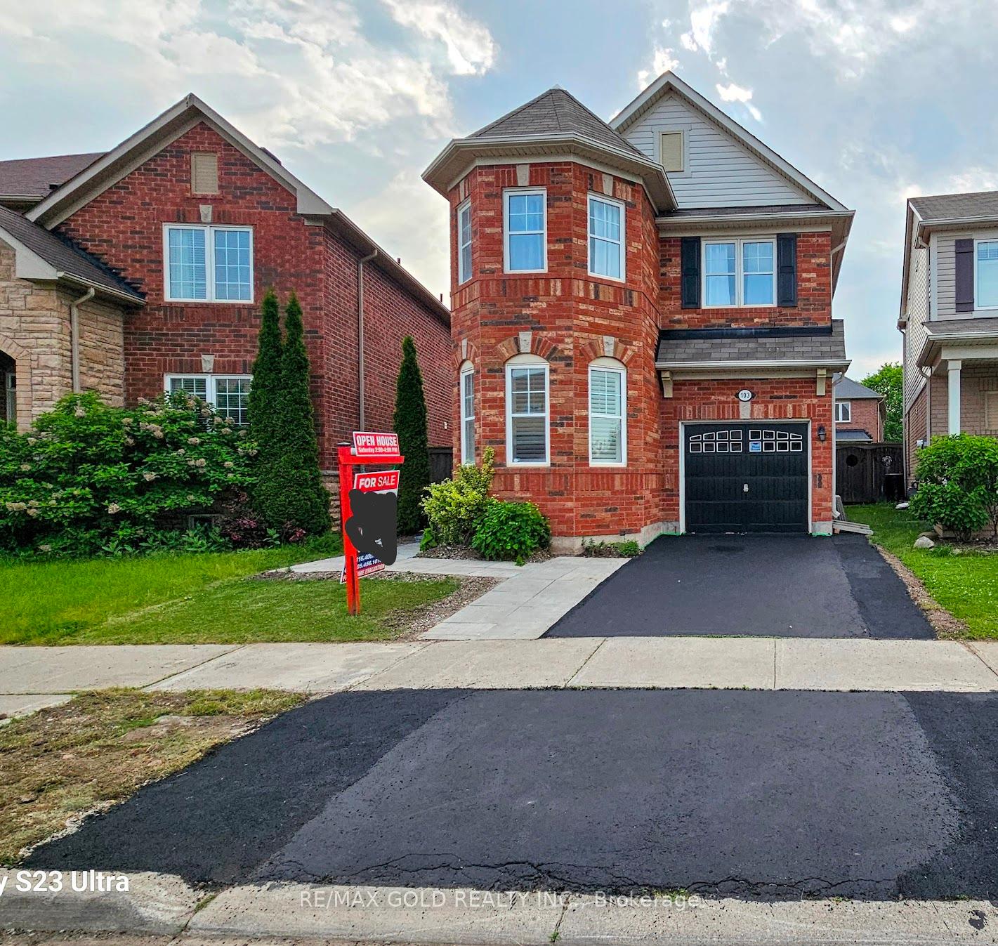 Photo 41 of 103 Commuter Drive, Brampton, Northwest Brampton — HOMEH