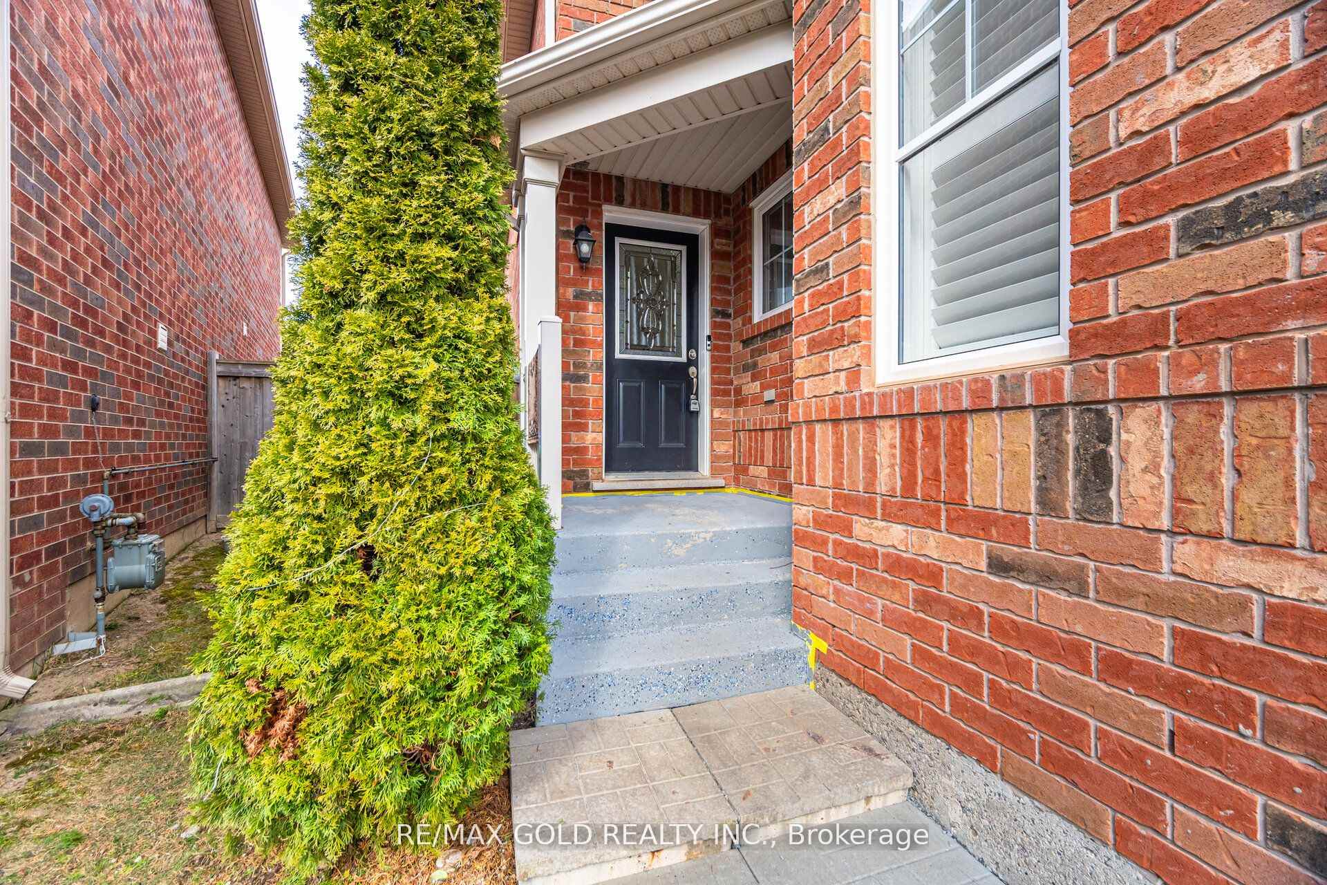 Photo 17 of 103 Commuter Drive, Brampton, Northwest Brampton — HOMEH