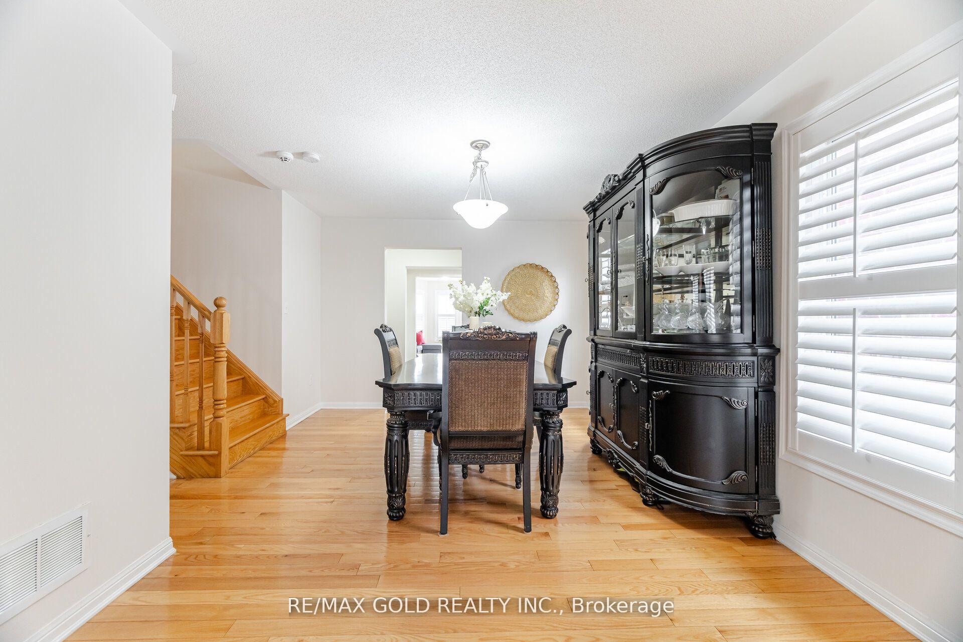 Photo 2 of 103 Commuter Drive, Brampton, Northwest Brampton — HOMEH
