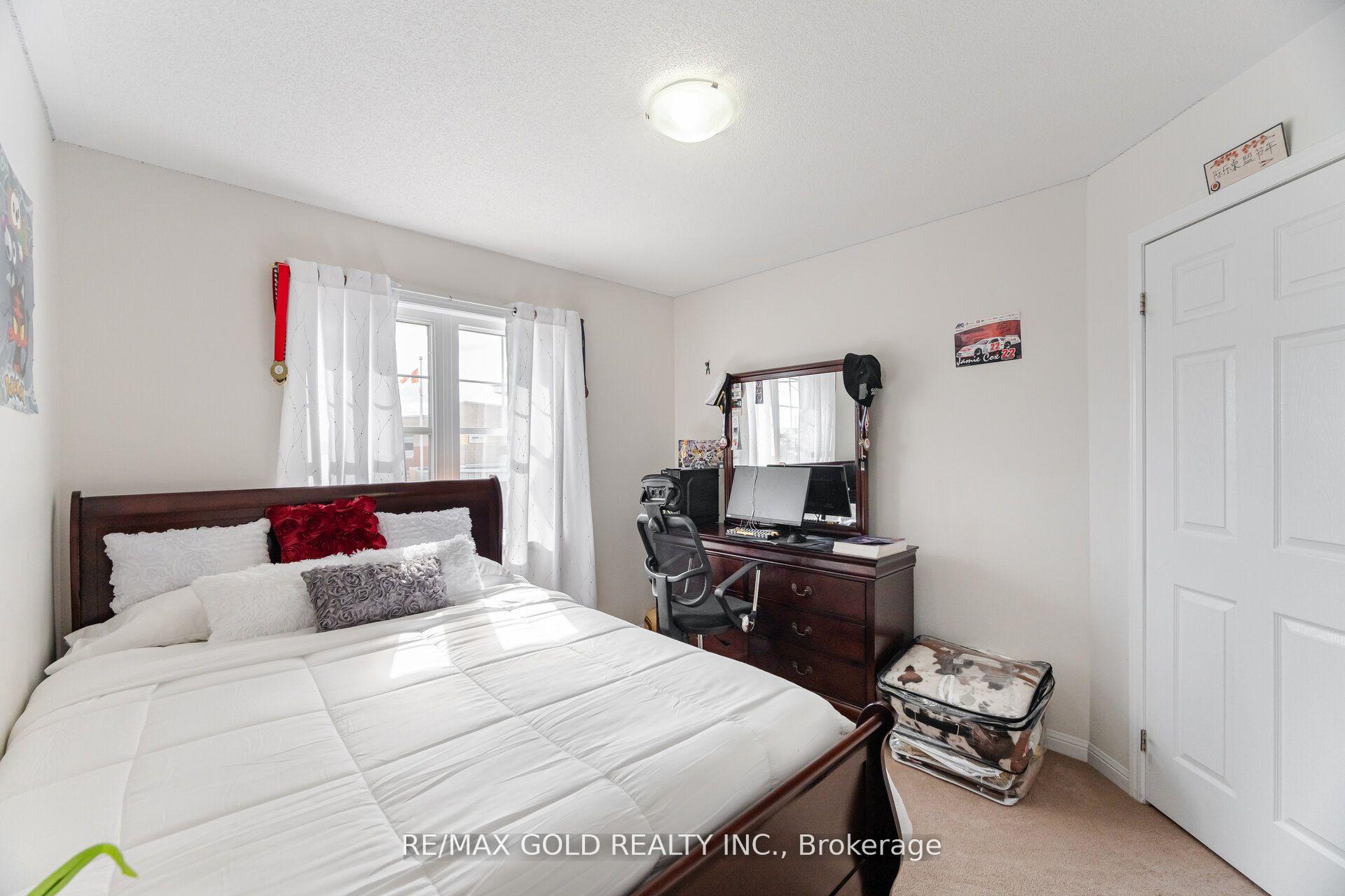 Photo 19 of 103 Commuter Drive, Brampton, Northwest Brampton — HOMEH