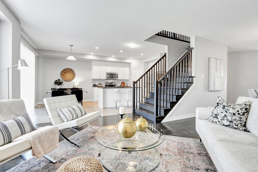 Photo 7 of 695 Parade Drive, Ottawa, Stittsville (South) — HOMEH