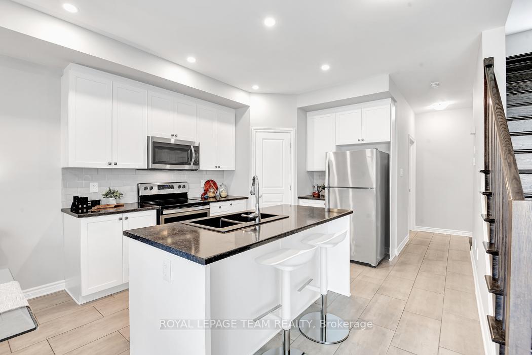 Photo 8 of 695 Parade Drive, Ottawa, Stittsville (South) — HOMEH