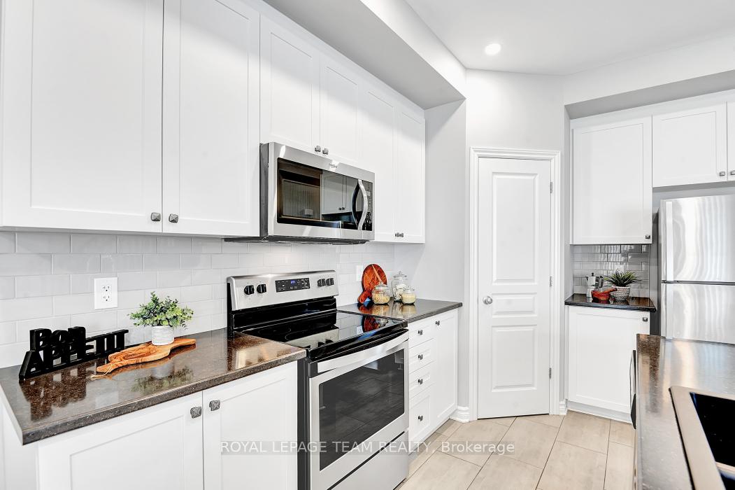 Photo 9 of 695 Parade Drive, Ottawa, Stittsville (South) — HOMEH