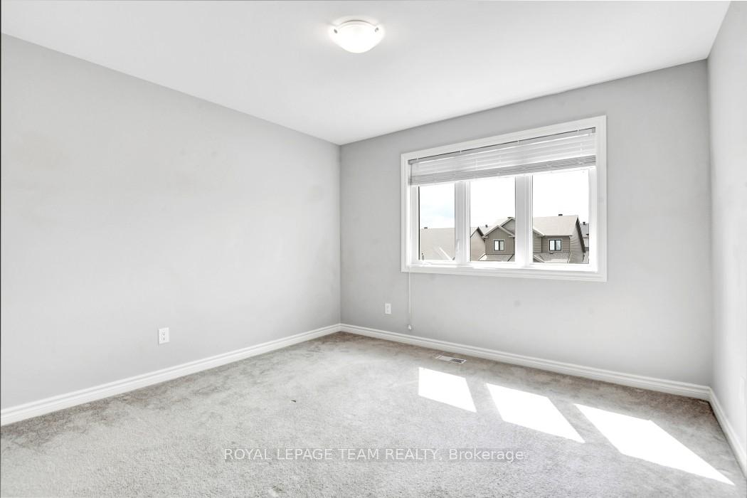 Photo 24 of 695 Parade Drive, Ottawa, Stittsville (South) — HOMEH
