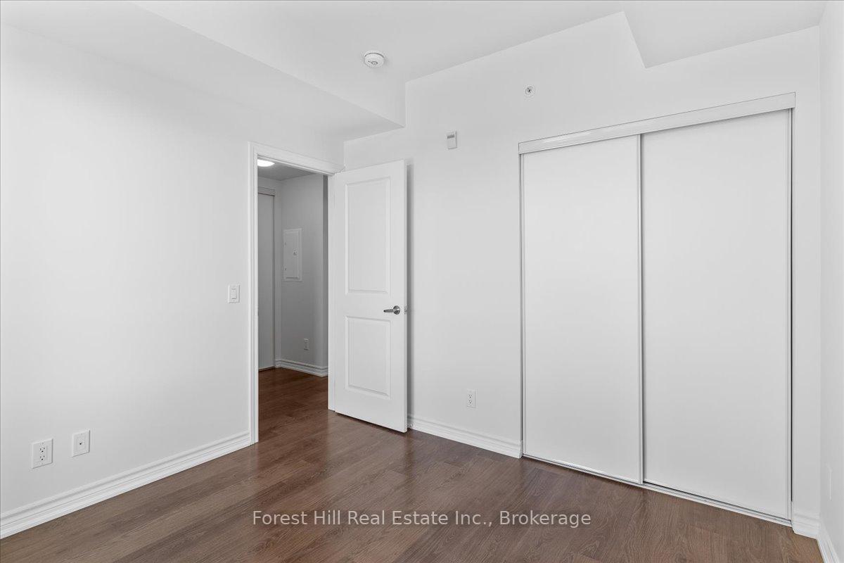 Photo 16 of Unit 302, 17 Spooner Crescent, Collingwood — HOMEH