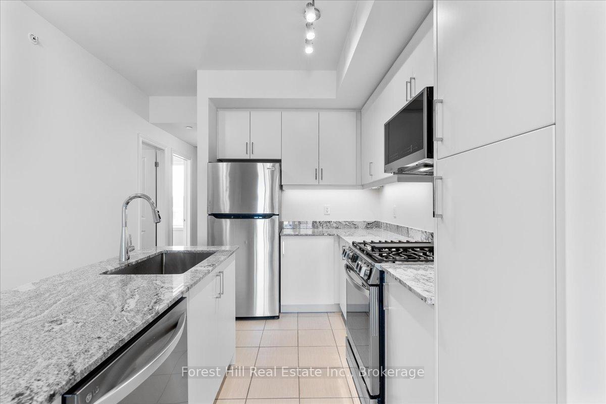 Photo 24 of Unit 302, 17 Spooner Crescent, Collingwood — HOMEH
