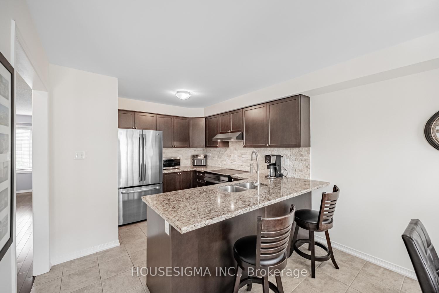 Photo 5 of Unit 54, 7 Sirente Drive, Hamilton, Crerar — HOMEH